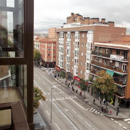 Apartamentos Urgel Madrid Buitenkant foto